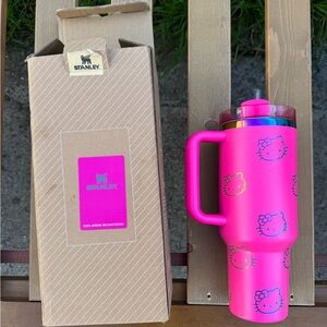 Stanley Pink Hello Kitty Insulated Tumbler